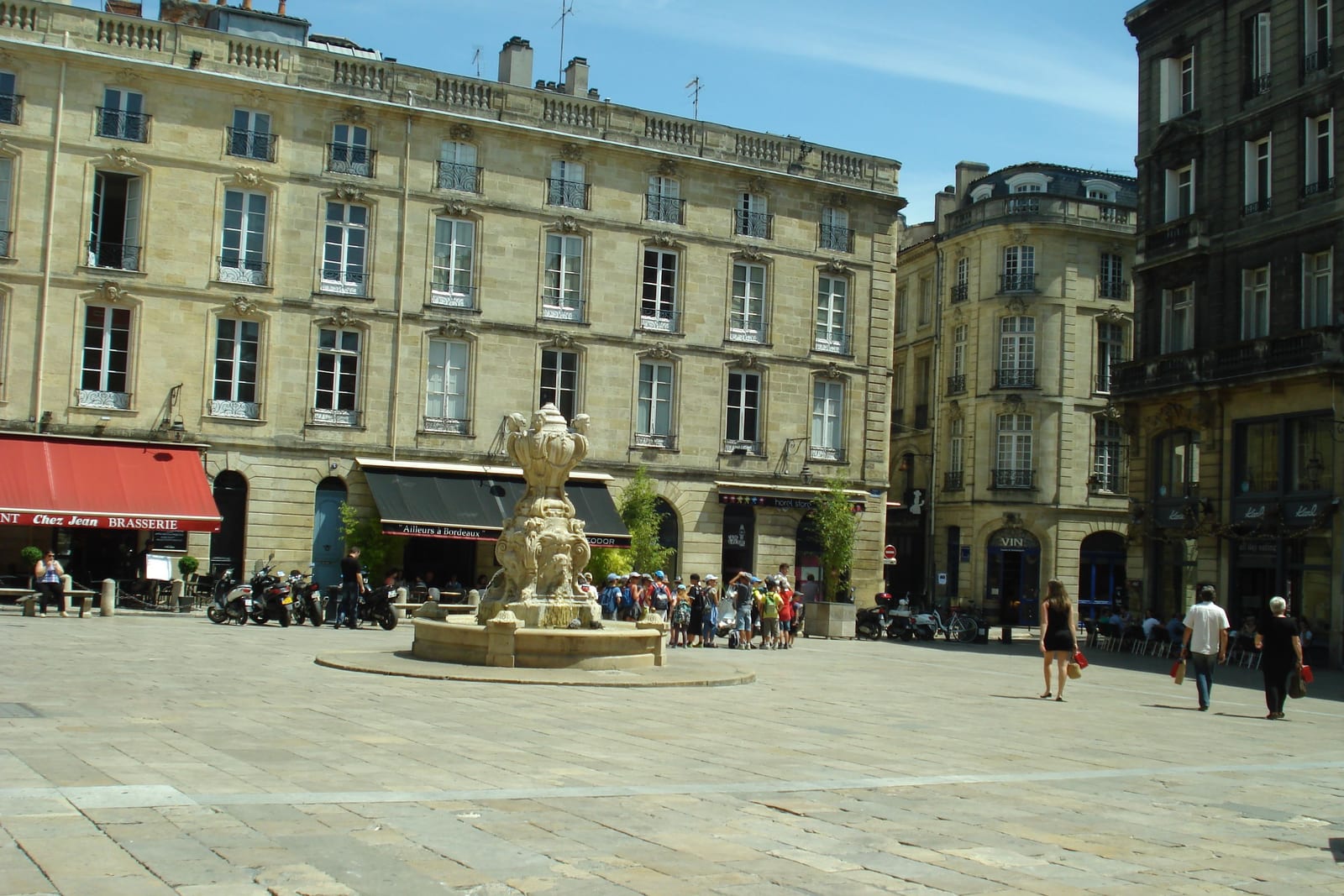Place du Parlement et quartier Saint-Pierre à Bordeaux